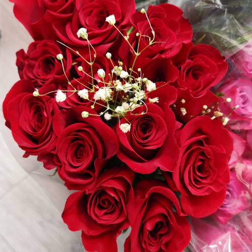 Elegant Red Rose Bouquet